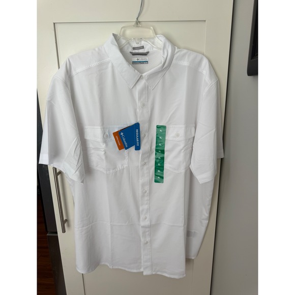Columbia Other - Columbia XL White short-sleeve button-down fishing shirt with dual chest pockets